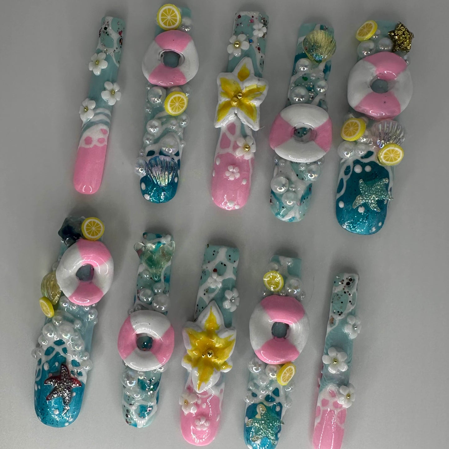 Beach Floaties (Press-on Nails)